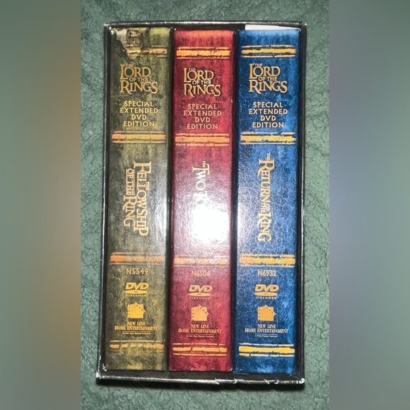 The Lord of the Rings:The Motion Picture Trilogy (Special Edition)[DVD] - Picture 2 of 6